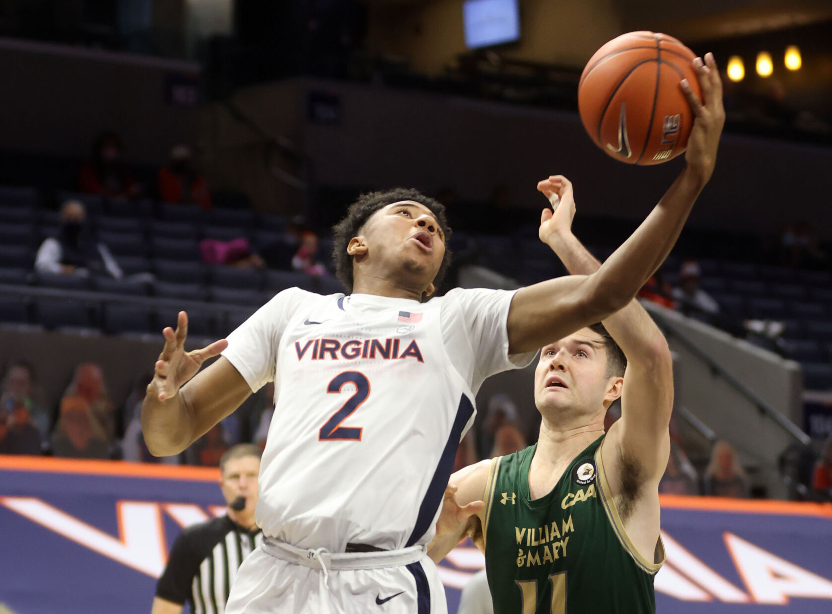 122220-cdp-sports-uva-mbball327.JPG
